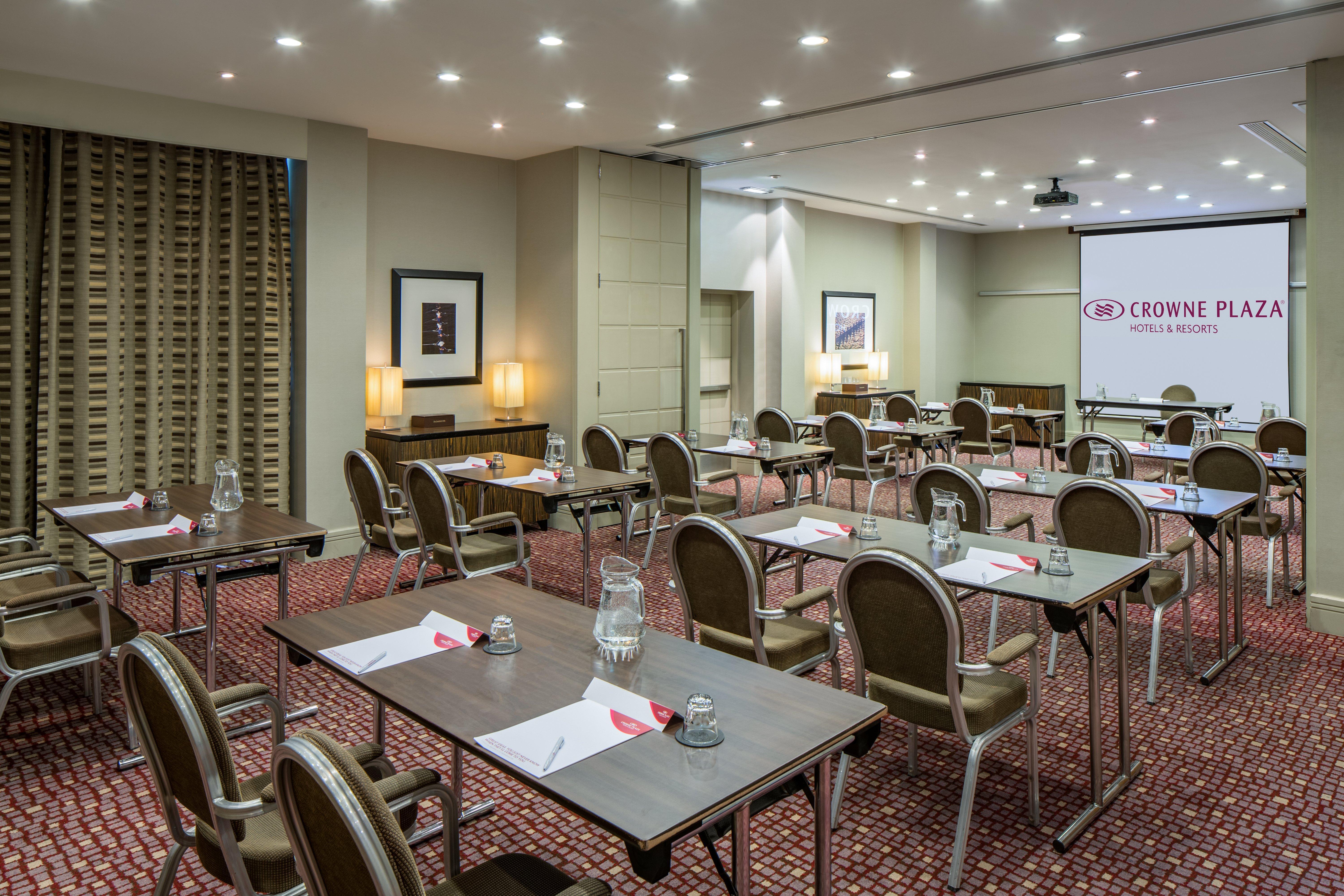 Crowne Plaza Reading Hotell Exteriör bild