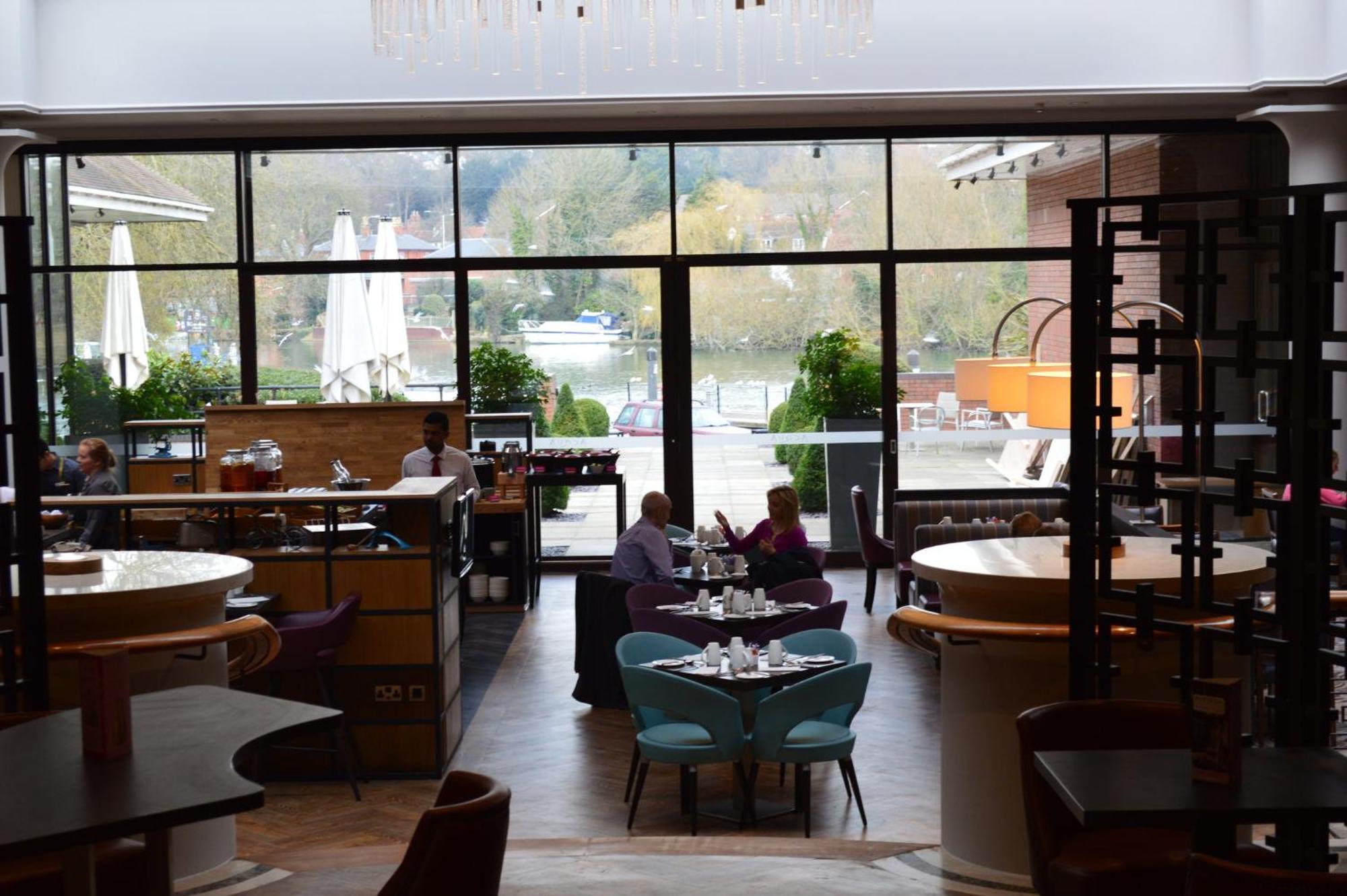 Crowne Plaza Reading Hotell Exteriör bild